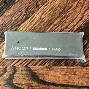 NIB Onyx Whoop SuperKnit Band in Black L/XL